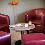 Hotel Campanile Sesquieres