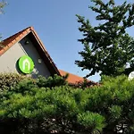 Campanile Sesquieres Hotel 3*