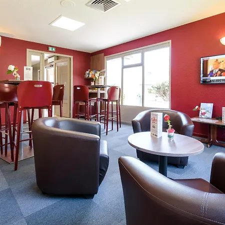 Hotel Campanile Sesquieres