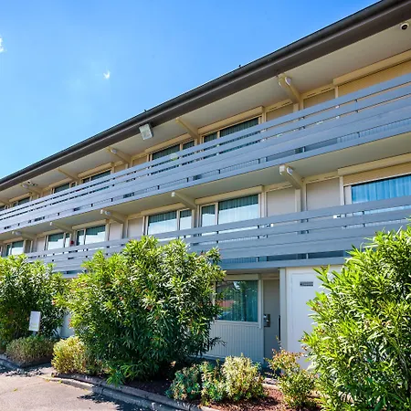 Hotel Campanile Sesquieres 3*