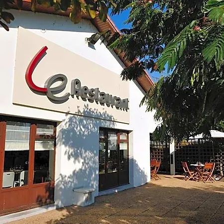 Hotel Campanile Sesquieres
