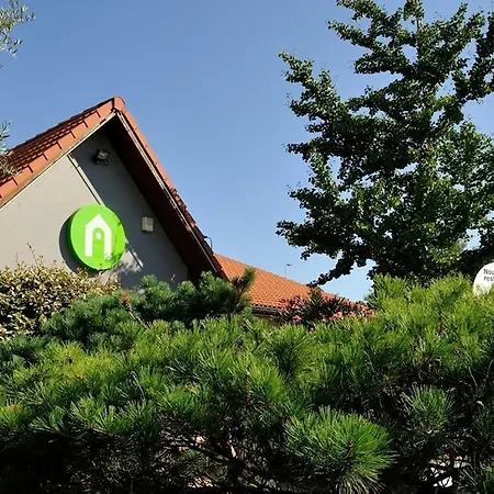 Campanile Sesquieres Hotel 3*