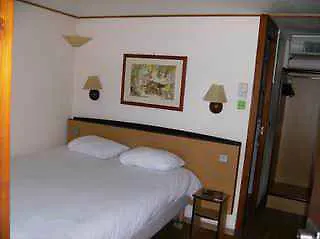 Campanile Sesquieres 3* טולוז
