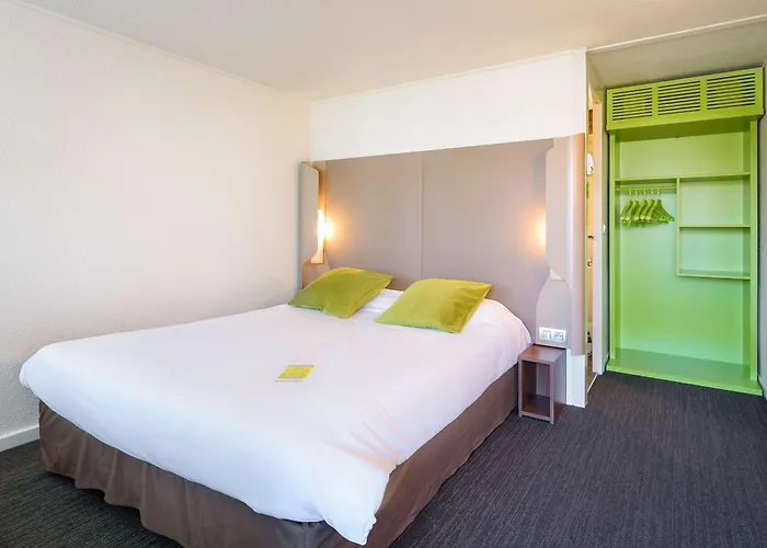 Hotel Campanile Sesquieres