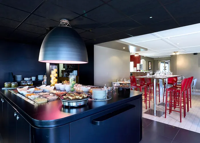 Campanile Sesquieres Hotel 3*