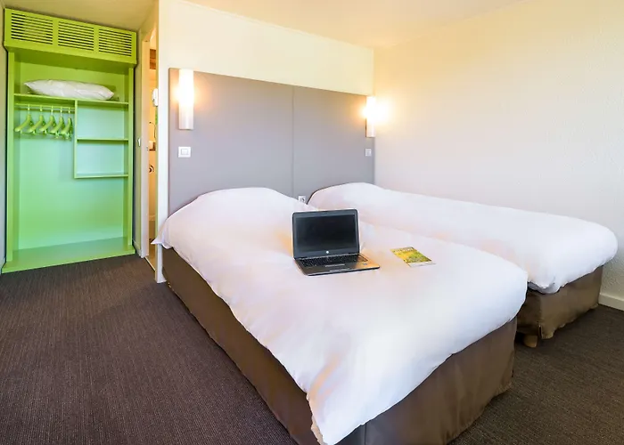 Hotel Campanile Sesquieres