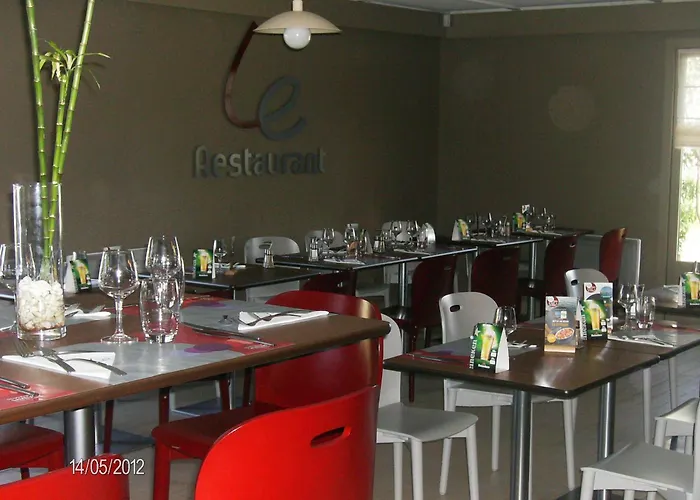 Campanile Sesquieres Hotel 3*