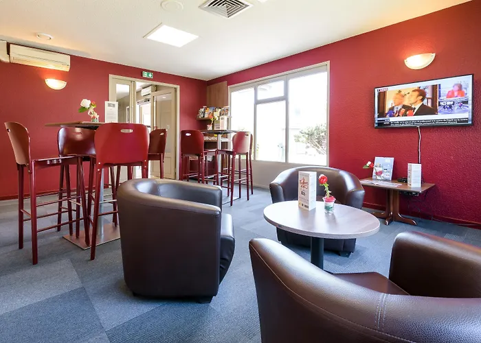 Hotel Campanile Sesquieres