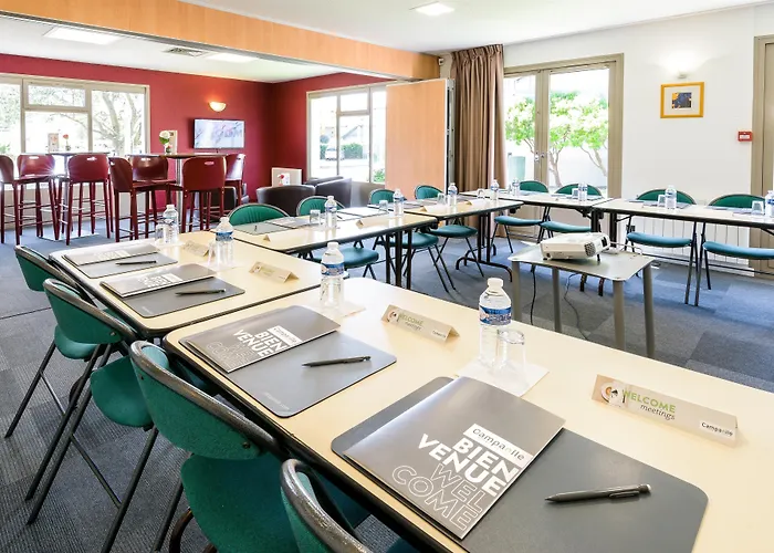 Campanile Sesquieres 3* Тулуза