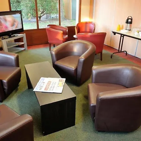 瑟斯库艾钟楼酒店