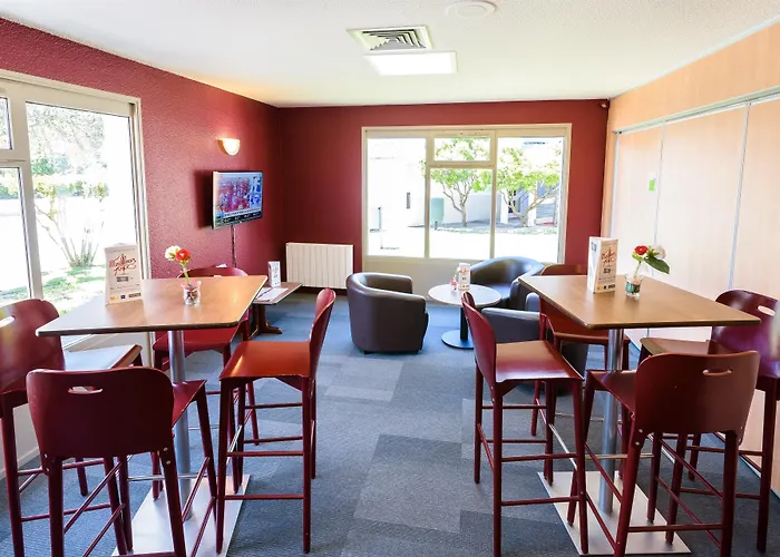 カンパニール セスキエール 3* トゥールーズ