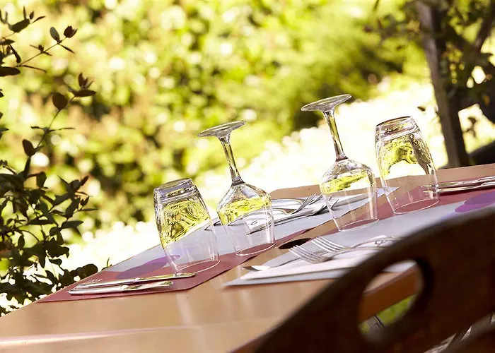 カンパニール セスキエール ホテル トゥールーズ