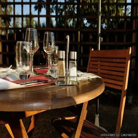 Campanile Sesquieres فندق تولوز