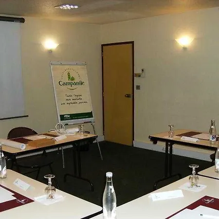 Campanile Sesquieres Hotel 3*
